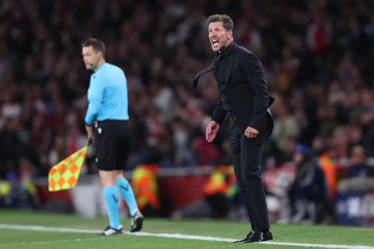 Nemile scene u Londonu: Simeone nasrnuo na uglednu osobu, ali i pokazao koliki je gospodin