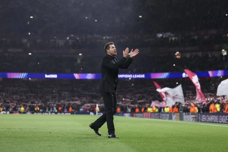 Nemile scene u Londonu: Simeone nasrnuo na uglednu osobu, ali i pokazao koliki je gospodin