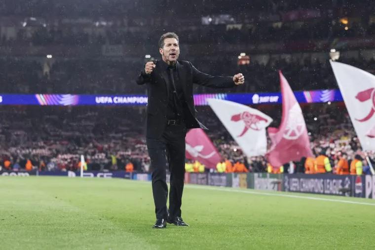 Nemile scene u Londonu: Simeone nasrnuo na uglednu osobu, ali i pokazao koliki je gospodin