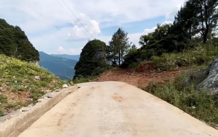 Na ovoj se cesti čak i najiskusniji vozači preznojavaju od straha, tu se zaziva dragi Bog