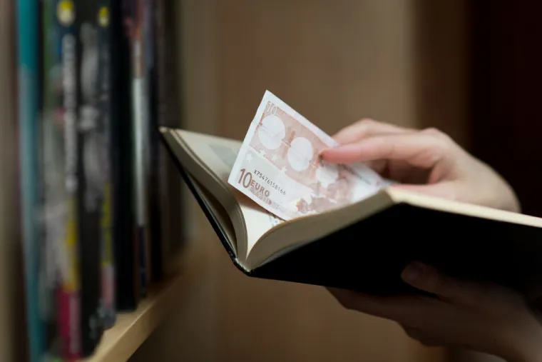 Skrivate novac ispod madraca? Ovo su bolji prijedlozi za za&scaron;titu dragocjenosti
