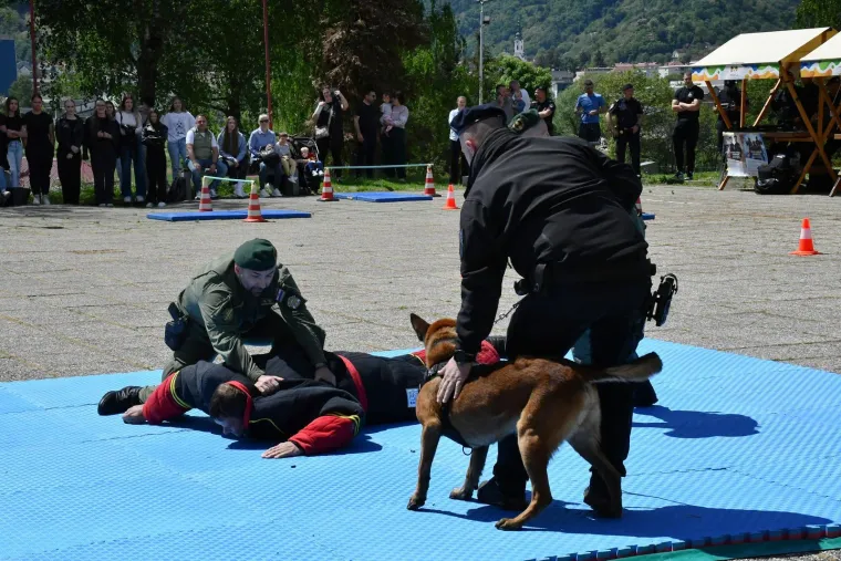 Mlada policajka pokazala &scaron;to zna: Impresivni prizori na istoku Hrvatske