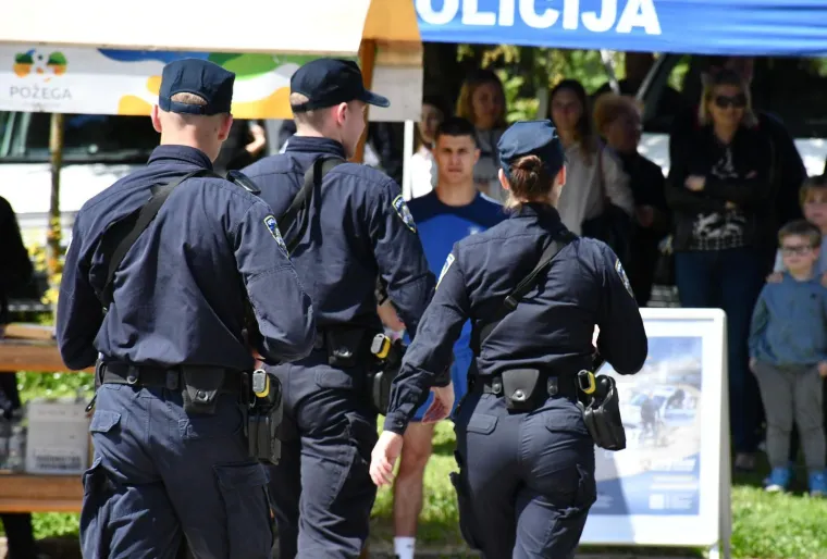 Mlada policajka pokazala &scaron;to zna: Impresivni prizori na istoku Hrvatske