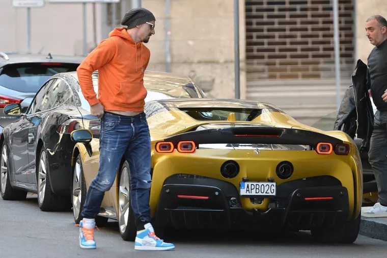Zlatan Ibrahimović voli život na visokoj nozi: Njegova garaža vrijedi pravo bogatstvo