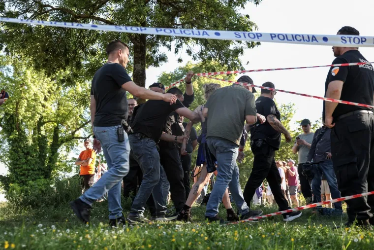 Drama na Trnjanskim kresovima: Policija privela aktivisticu koja je pri&scaron;la braniteljima