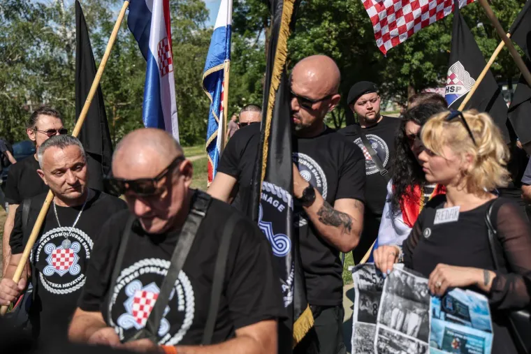 Drama na Trnjanskim kresovima: Policija privela aktivisticu koja je pri&scaron;la braniteljima