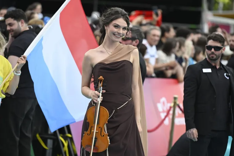 Službeno počeo Eurosong: Pogledajte ovogodi&scaron;nje natjecatelje na Tirkiznom tepihu
