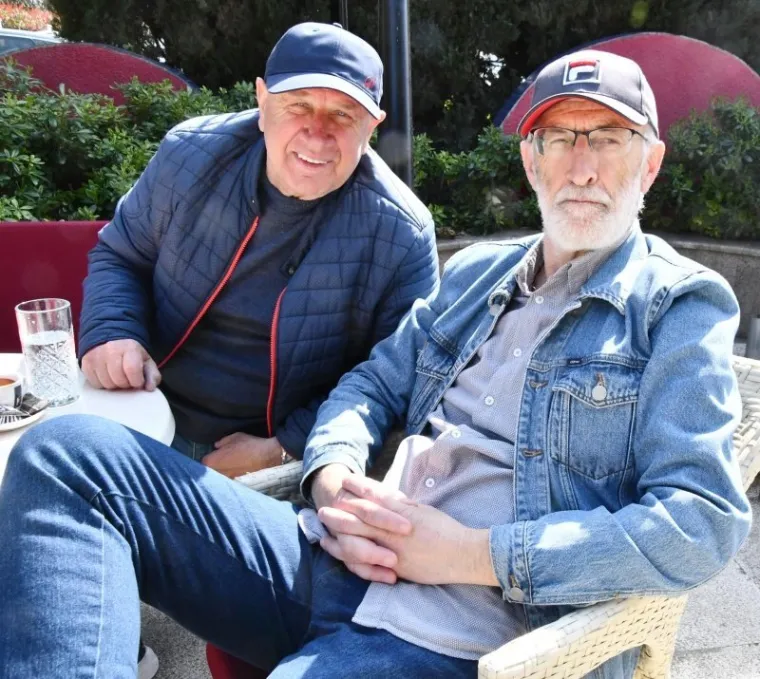Toplina i zrake sunca izmamile Dubrovčane van: Stradun preplavile proljetne kombinacije