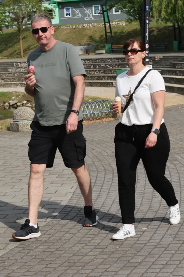 Crvenokosa dama mamila poglede na &scaron;pici uz Muru: Svi su gledali u natpis na njezinoj majici