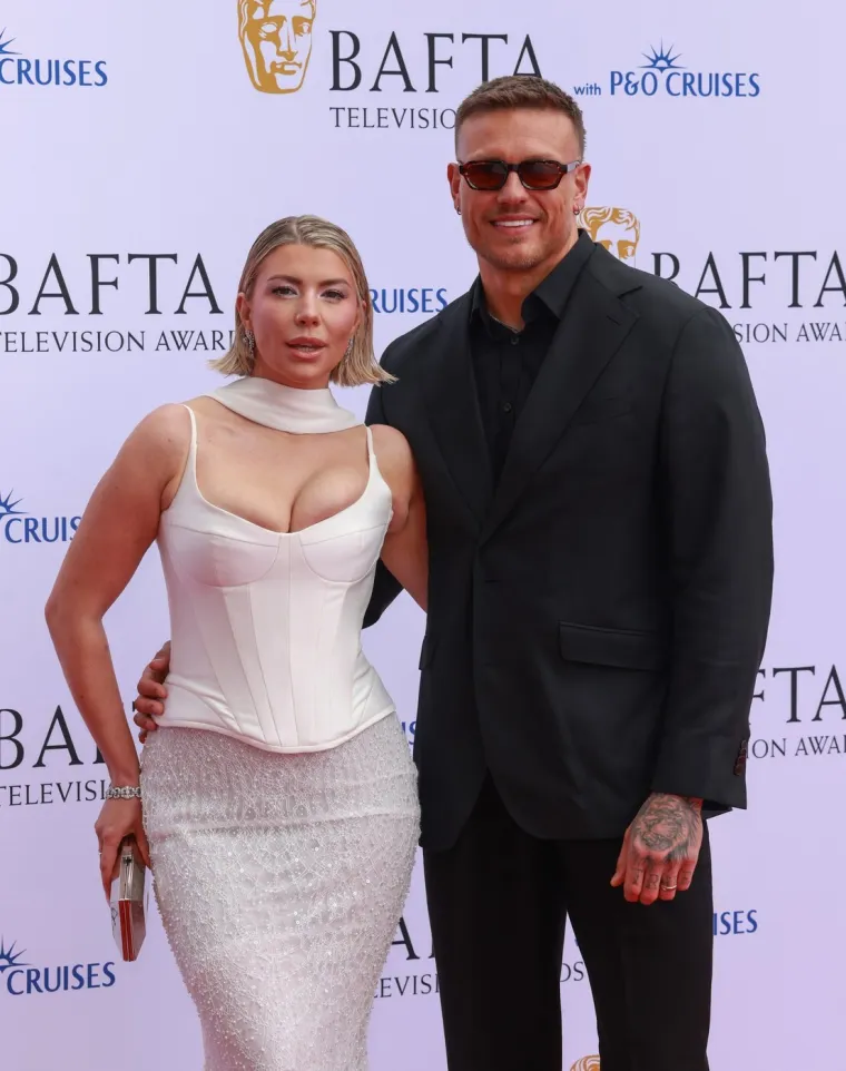 Dekoltei 'na izvol'te' i neukusni &scaron;e&scaron;iri: Jesu li se zvijezde s BAFTA-e pogledale u ogledalo?