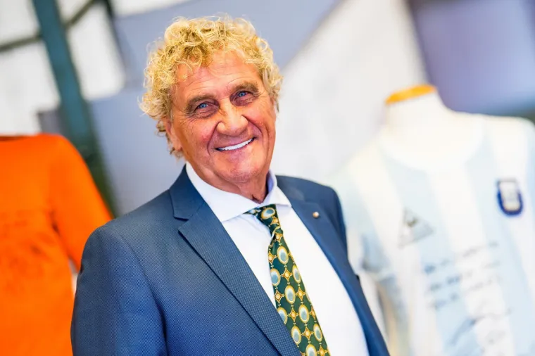 Bayernova legenda prodaje kolekciju, cijena Maradoninog dresa &scaron;okirala javnost!