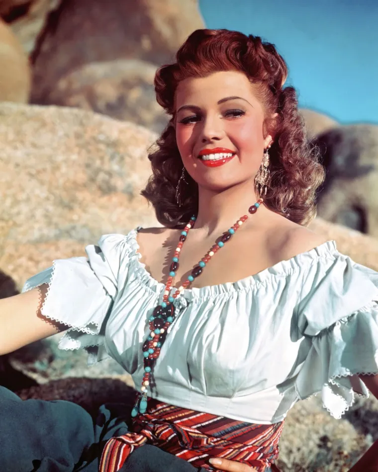 Prije 39 godina preminula Rita Hayworth: Imala pet brakova, bila princeza i umrla zaboravljena