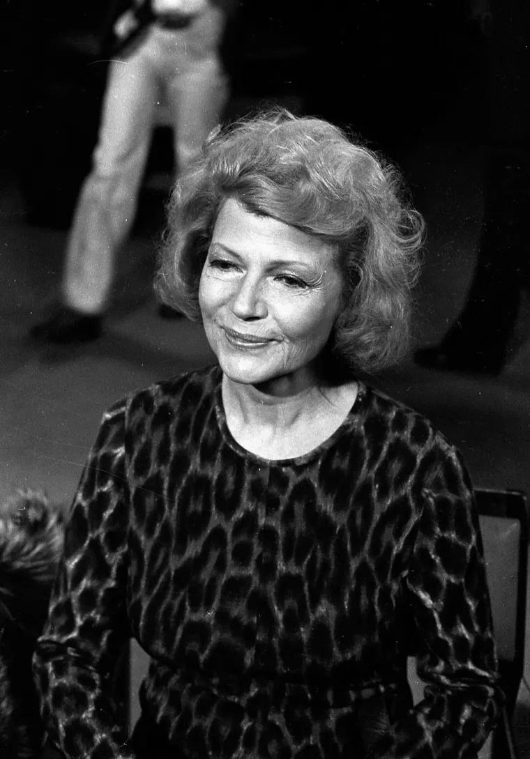 Prije 39 godina preminula Rita Hayworth: Imala pet brakova, bila princeza i umrla zaboravljena
