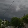 Pogledajte prizore nevremena u Zagrebu: Vjetar razbacao Splavnicu, led plutao po cesti