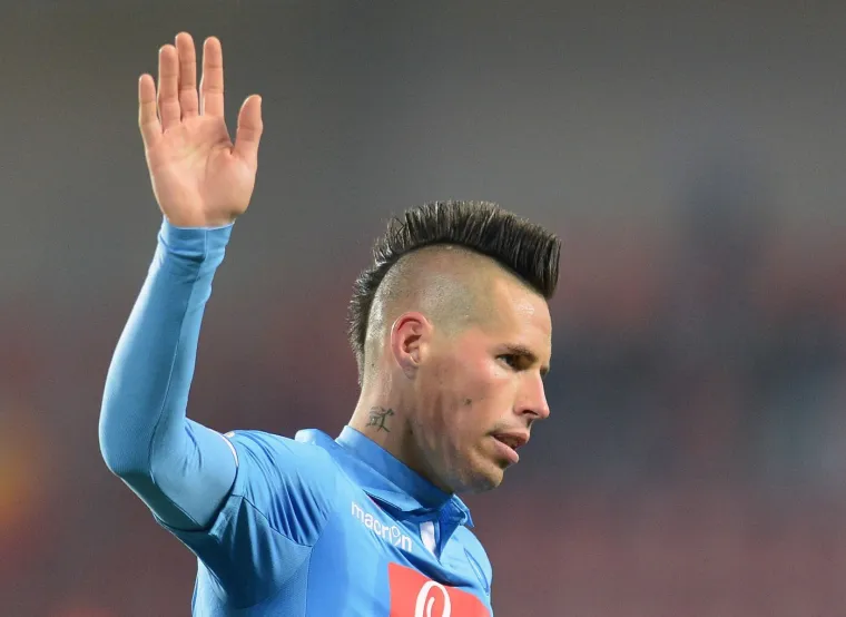 Ronaldov trokut, Peri&scaron;ićeva &scaron;ahovnica i Westove pletenice: Ovu su najluđe frizure nogometa&scaron;a