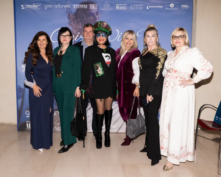 Sandra Perković, Alka Vuica i 'hrvatska Madonna': Evo tko je sve zablistao na glamuroznoj modnoj reviji