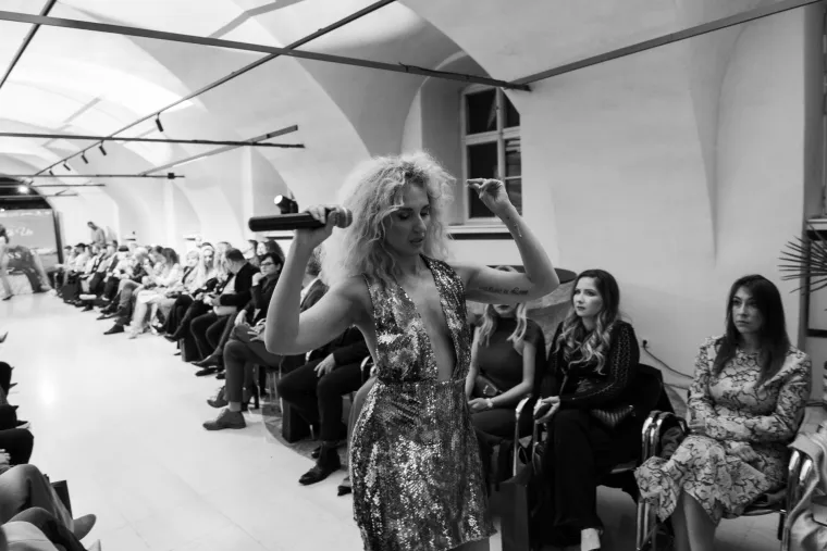 Sandra Perković, Alka Vuica i 'hrvatska Madonna': Evo tko je sve zablistao na glamuroznoj modnoj reviji