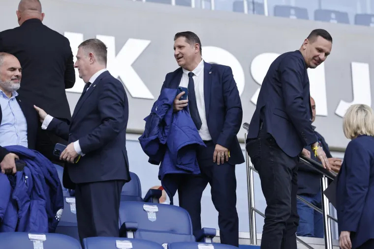 Krema hrvatskog nogometa je na Opus Areni! Dalić se rukovao s Turudićem, a tu je i jedan ministar