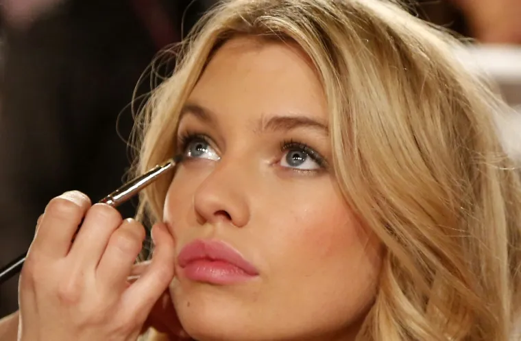 Stella Maxwell pravi je praznik za oči: Ljubila je slavne žene, a mu&scaron;karci zbog nje gube razum