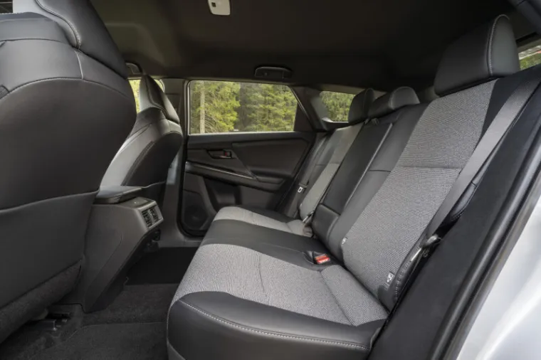 Stiže novi Toyotin SUV: Prtljažnik od 669 litara i ubrzanje do stotke za 4,5 sekundi