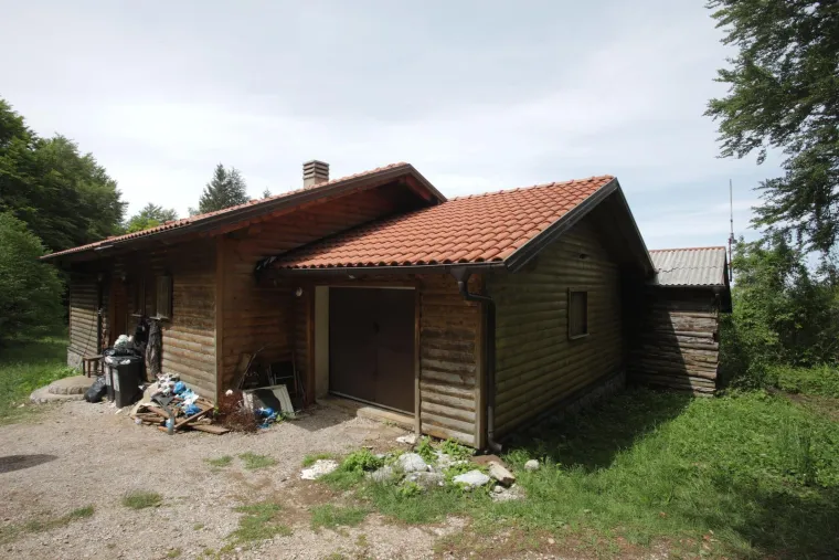 Kakvi prizori! Živjeli su u paklu, a sada su napokon spa&scaron;eni: Ovo je kuća koja je &scaron;okirala javnost