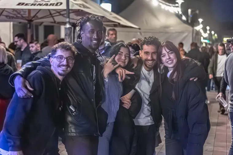 Legice zauzele Sunčanu ulicu: Zbog popularnog festivala sredi&scaron;te Osijeka vrvjelo ljepoticama