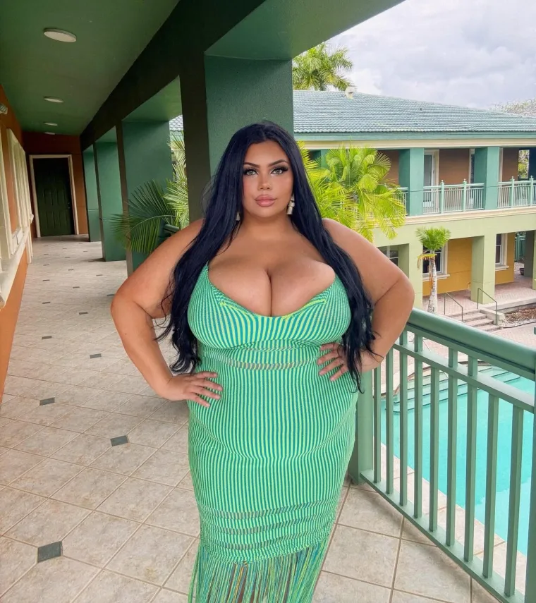 Izjava plus size influencerice zapalila dru&scaron;tvene mreže: 'Ostajem debela i prirodna'
