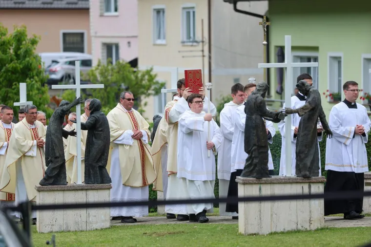 Penava se opasno uvrijedio zbog Plenkovića i Jandrokovića: Pazite tko je do&scaron;ao na misu za Bleiburg