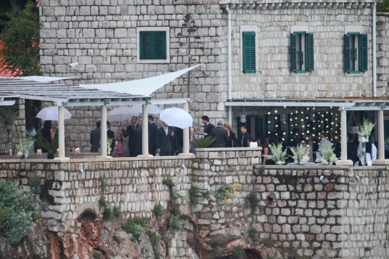 Elitno slavlje u Dubrovniku: Vjenčanje Darija Srne i Mirele Forić Srne i dalje mami uzdahe