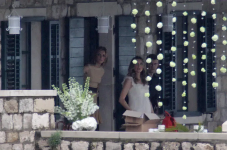 Elitno slavlje u Dubrovniku: Vjenčanje Darija Srne i Mirele Forić Srne i dalje mami uzdahe