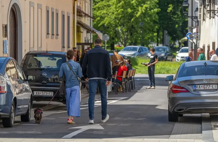 Oni su iskoristili sunčanu nedjelju za rekreaciju: Evo tko bira bicikl, a tko uživa u &scaron;etnji