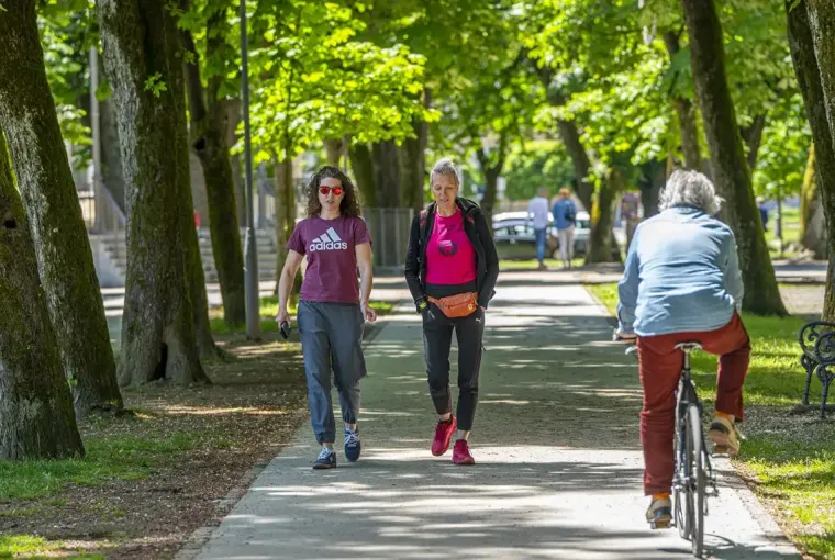 Oni su iskoristili sunčanu nedjelju za rekreaciju: Evo tko bira bicikl, a tko uživa u &scaron;etnji