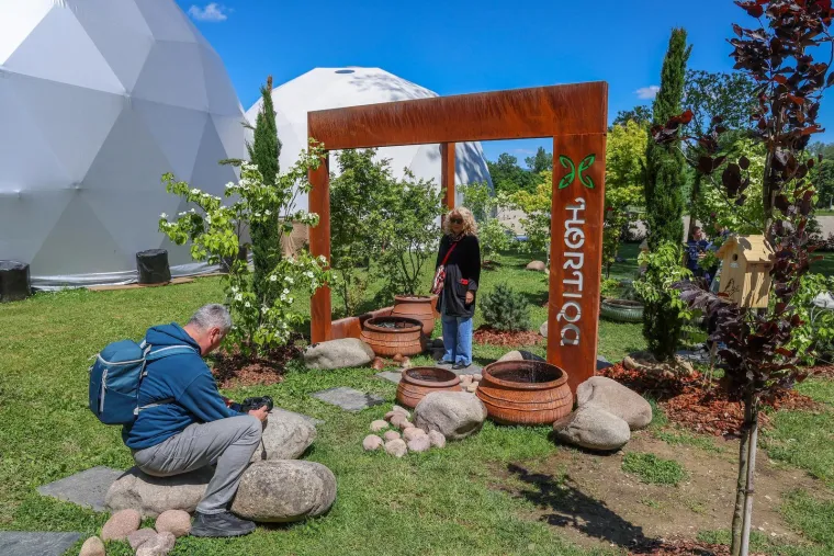 Zagrepčani jedva dočekali sunce pa pohrlili na Flora Art: Pogledajte prizore s prave proljetne razglednice