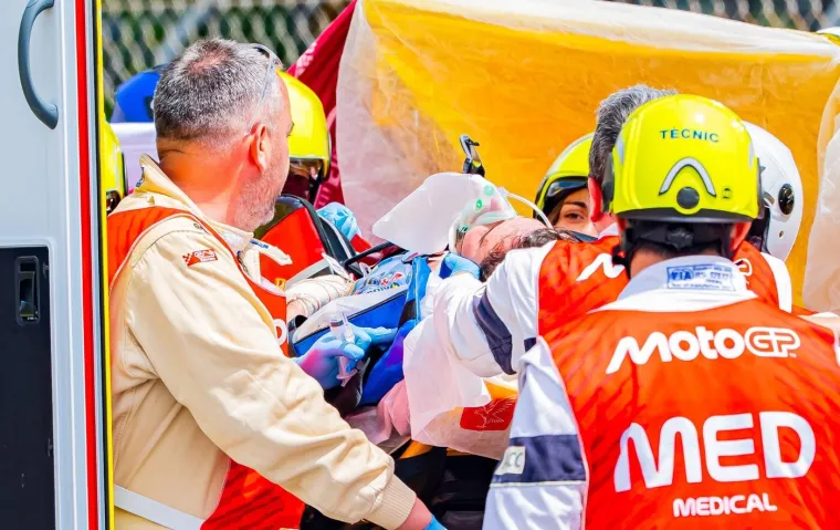 Stravične scene u MotoGP-u! Marquez zavr&scaron;io u bolnici nakon jezivog sudara, hitno operiran