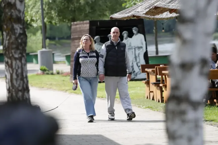 Fotograf ju je odmah primijetio: Nasmijana djevojka vatrene kose dominirala &scaron;etnicom uz Muru