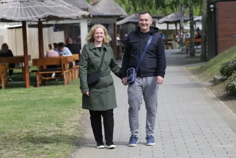 Fotograf ju je odmah primijetio: Nasmijana djevojka vatrene kose dominirala &scaron;etnicom uz Muru