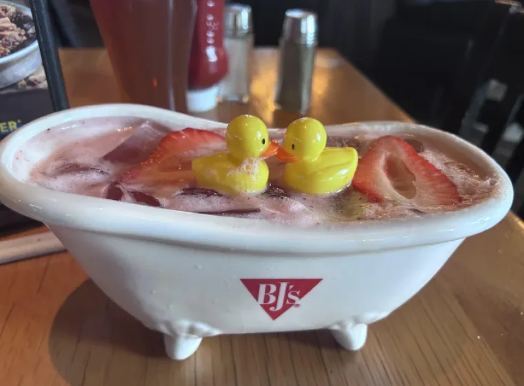Nevjerojatno na čemu su sve gosti dobili serviranu hranu: Nakon ovoga mnogi su izgubili apetit
