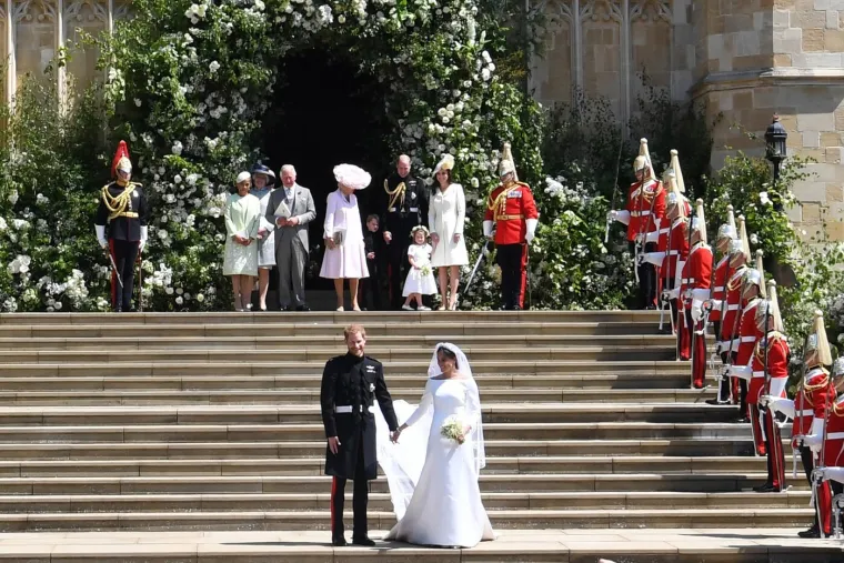 Pogledajte kako je Meghan Markle izgledala prije osam godina na dan vjenčanja