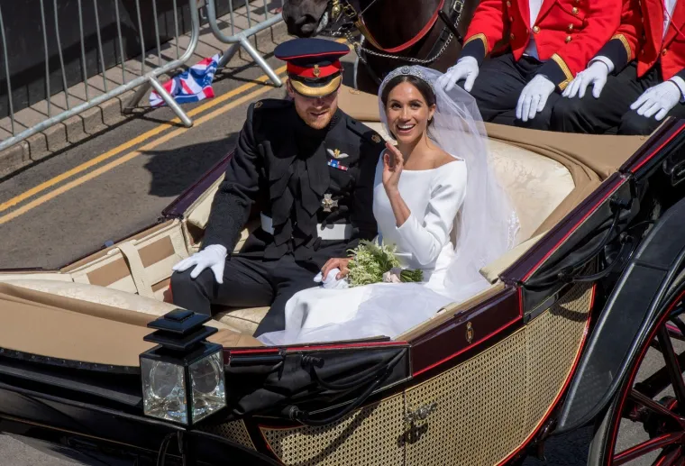 Pogledajte kako je Meghan Markle izgledala prije osam godina na dan vjenčanja