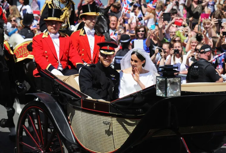 Pogledajte kako je Meghan Markle izgledala prije osam godina na dan vjenčanja