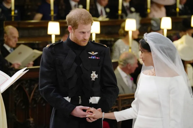 Pogledajte kako je Meghan Markle izgledala prije osam godina na dan vjenčanja
