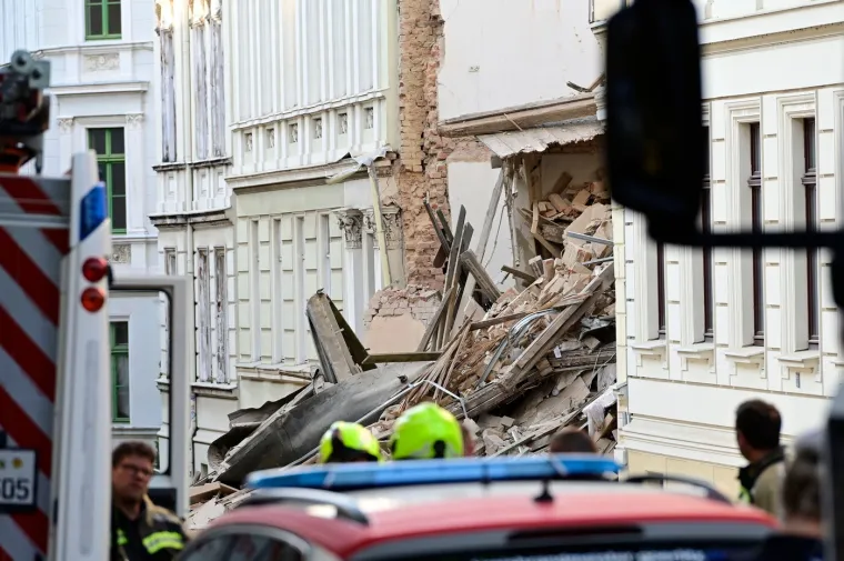 Eksplozija plina uru&scaron;ila zgradu, traže se ljudi pod ru&scaron;evinama: 'Vidio sam ženu kako vri&scaron;ti...'
