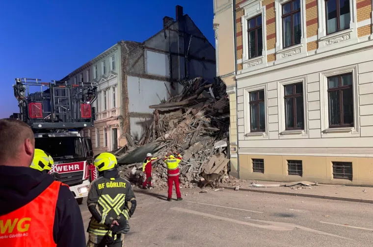 Eksplozija plina uru&scaron;ila zgradu, traže se ljudi pod ru&scaron;evinama: 'Vidio sam ženu kako vri&scaron;ti...'
