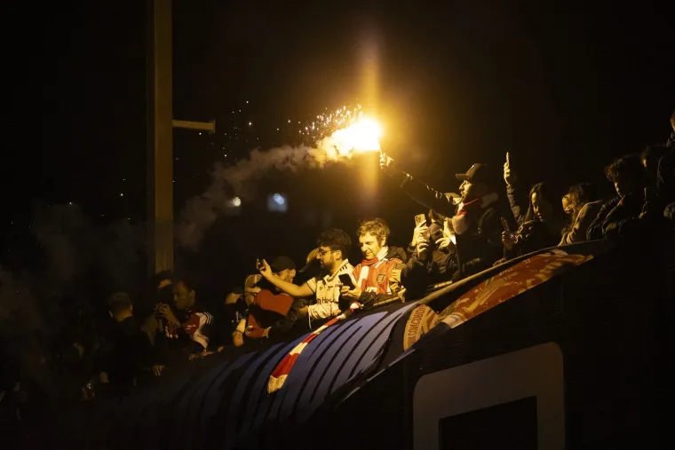 Ovo su čekali duže od Hajduka! Kaos na ulicama nakon borbe za naslov koja će se prepričavati