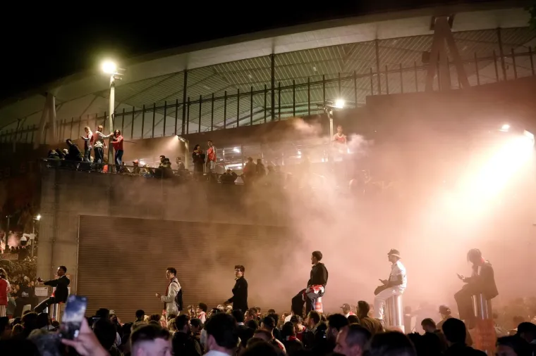 Ovo su čekali duže od Hajduka! Kaos na ulicama nakon borbe za naslov koja će se prepričavati