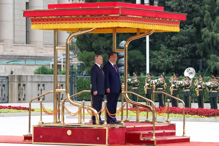 Jesu li dobili jednak tretman? Pogledajte kako su Kinezi dočekali Putina, a kako Trumpa
