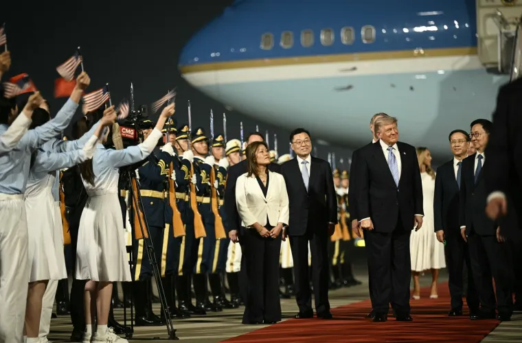 Jesu li dobili jednak tretman? Pogledajte kako su Kinezi dočekali Putina, a kako Trumpa