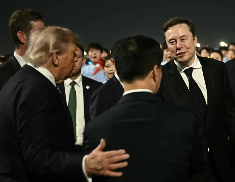 Jesu li dobili jednak tretman? Pogledajte kako su Kinezi dočekali Putina, a kako Trumpa