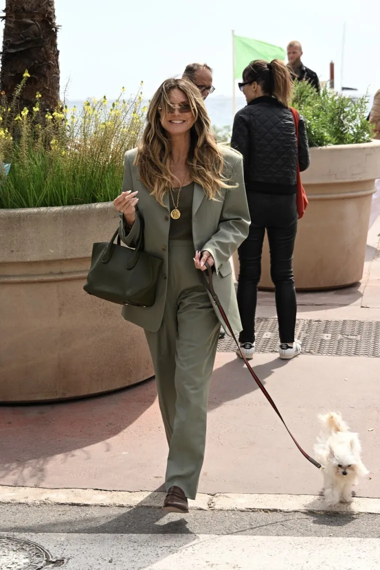 Njemački supermodel pokazao svu rasko&scaron;: Heidi Klum fotografirana gola na balkonu u Cannesu