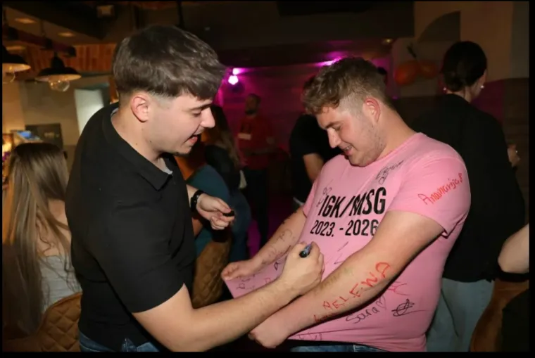 Ovako se slavi: Studenti u Čakovcu priredili nezaboravni ludi tulum za kraj akademske godine